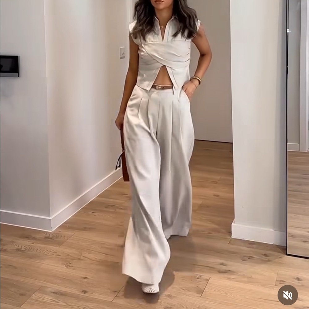 Elegant Cream Women's Jumpsuit